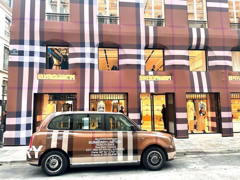 Burberry Opens Flagship Store in Paris, Decorated with Checkered Exterior  and Driving Checkered Taxis to Take Over the City | てんしょく飯 Blog